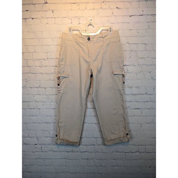 Cato mid-rise cargo Capri khaki pants size 6 - Picture 1 of 4